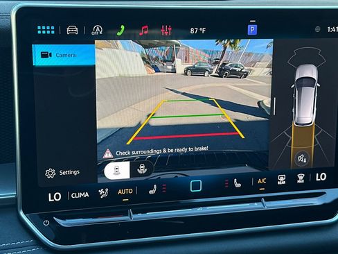 New 2026 Volkswagen Tiguan SE R-Line image 17