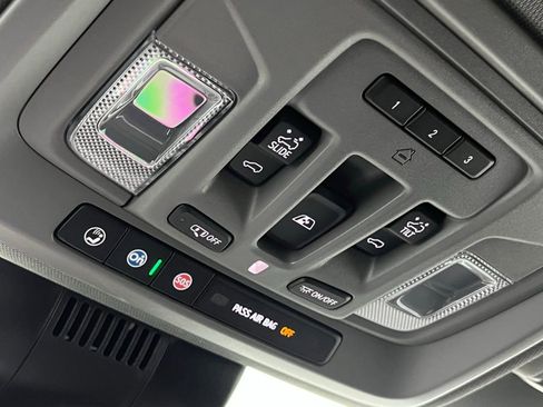 New 2026 GMC Sierra 1500 SLT w/ SLT Premium Package image 31