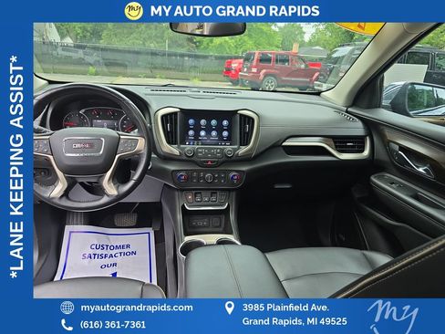 Used 2018 GMC Terrain Denali w/ Advanced Safety Package AWD/4WD image 12