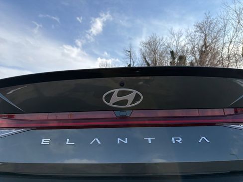 New 2026 Hyundai Elantra Sport FWD image 10