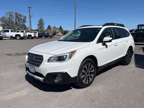 Used 2016 Subaru Outback 2.5i Limited AWD/4WD image 3