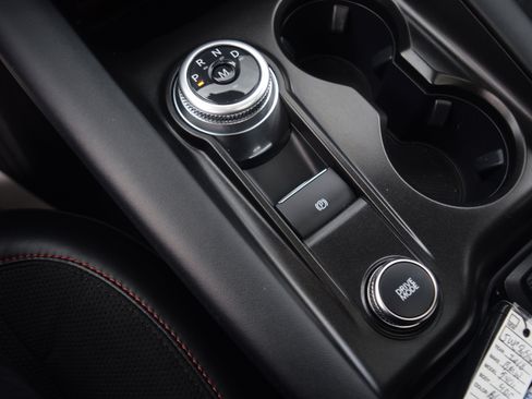 Used 2025 Ford Explorer ST image 11