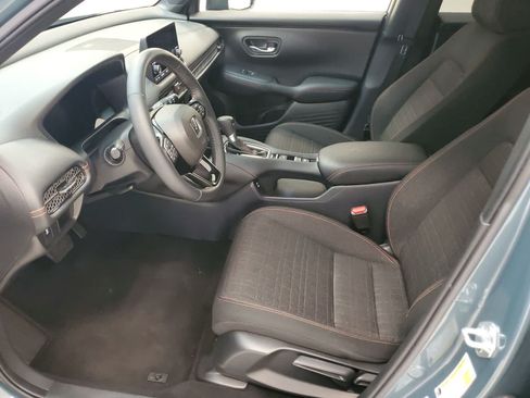 Certified 2025 Honda HR-V Sport image 17