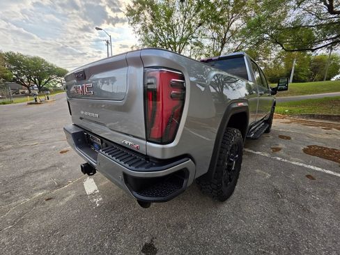 Used 2024 GMC Sierra 2500 AT4 w/ AT4 Preferred Package AWD/4WD image 48