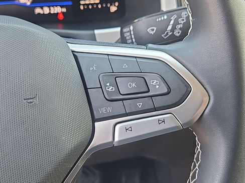 Certified 2023 Volkswagen Atlas SE AWD/4WD image 17