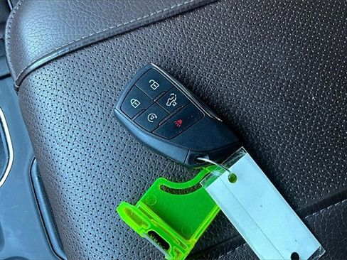 Used 2024 GMC Sierra 1500 Denali image 36