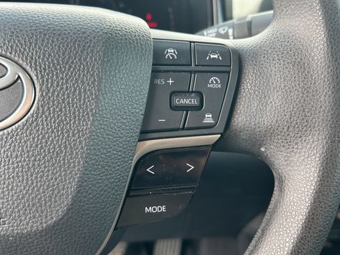Used 2025 Toyota Camry LE FWD image 19