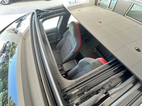 Certified 2025 Volkswagen GTI SE FWD image 37