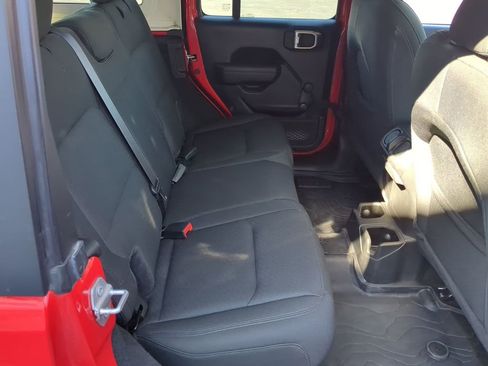 Used 2022 Jeep Wrangler Unlimited Sport image 15