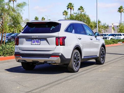 New 2026 Kia Sorento S image 7