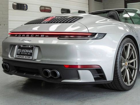 Used 2021 Porsche 911 Carrera image 35