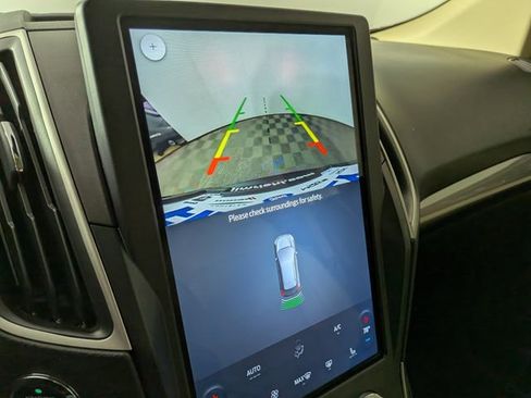 Used 2023 Ford Edge SEL w/ Convenience Package image 5