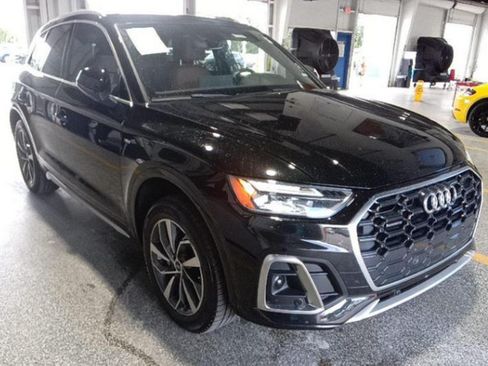 Used 2022 Audi Q5 2.0T Premium AWD/4WD image 2