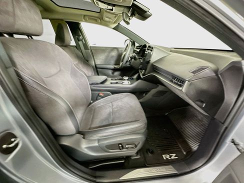 Used 2023 Lexus RZ 450e Premium w/ Accessory Package (2T) AWD/4WD image 32