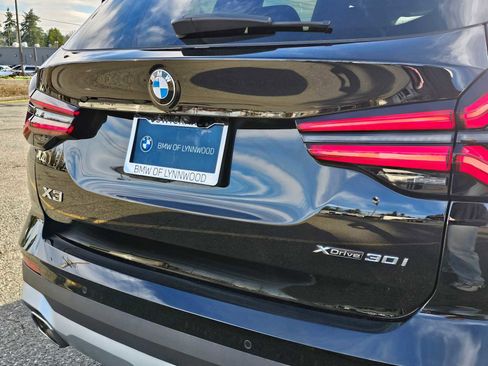 Used 2024 BMW X3 xDrive30i w/ Premium Package image 13
