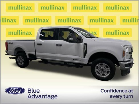 Certified 2025 Ford F350 XLT image 2