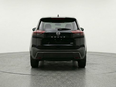 Used 2025 Nissan Rogue SV FWD image 7