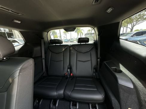 Certified 2023 Cadillac XT6 Luxury FWD image 30