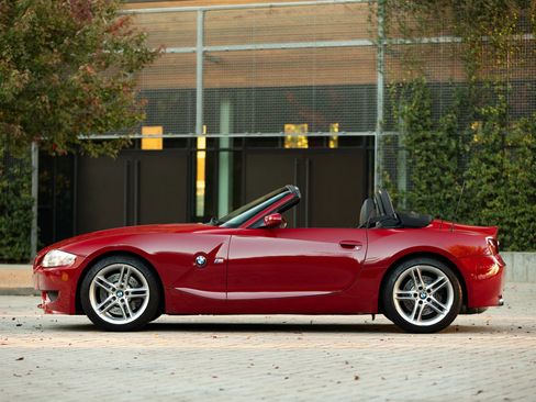 Used 2006 BMW M Roadster image 10