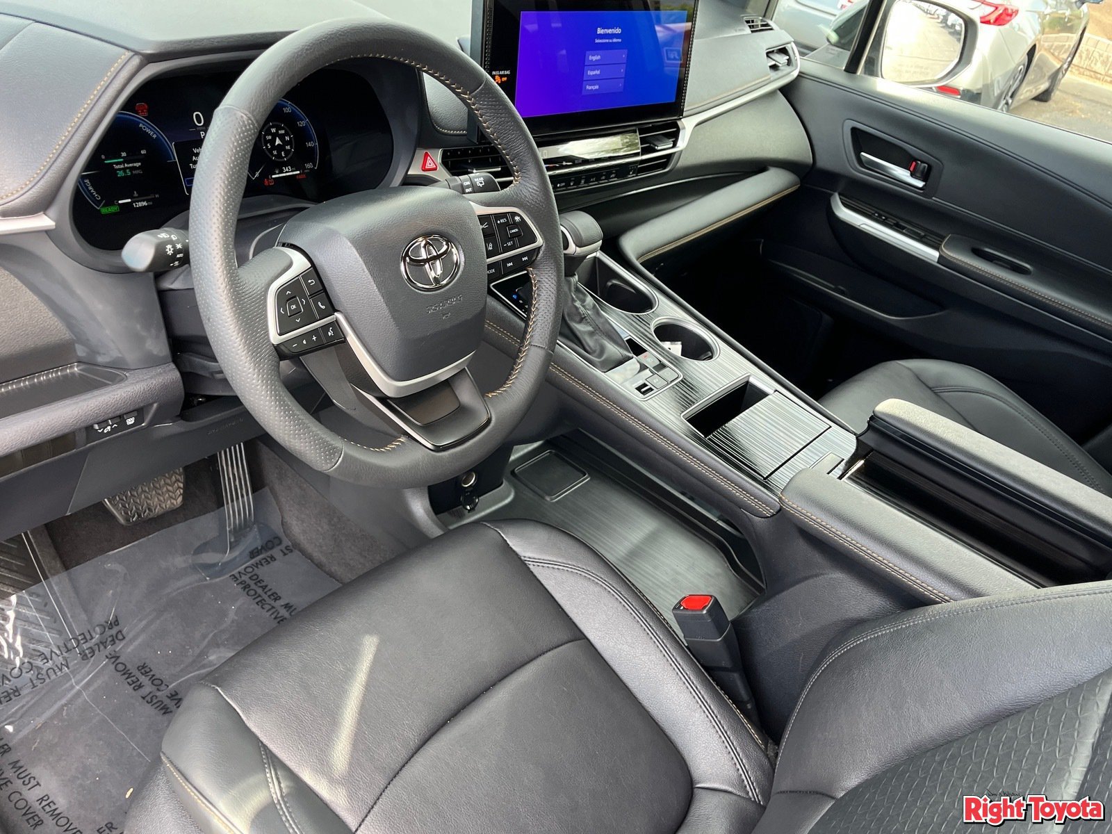 Certified 2025 Toyota Sienna XLE Woodland Edition AWD/4WD image 20