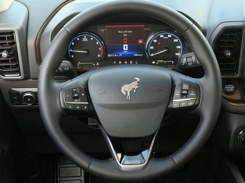 Used 2024 Ford Bronco Sport Outer Banks image 12