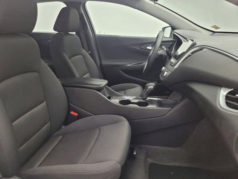Used 2025 Chevrolet Malibu LT FWD image 21