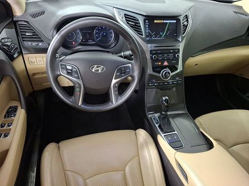 Used 2017 Hyundai Azera FWD image 2