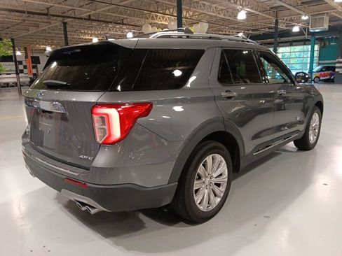 Used 2022 Ford Explorer King Ranch w/ Technology Package AWD/4WD image 12
