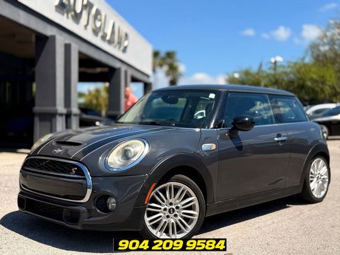 Used 2015 MINI Cooper S FWD image 1