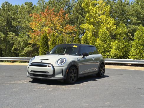 Used 2023 MINI Cooper SE FWD image 10