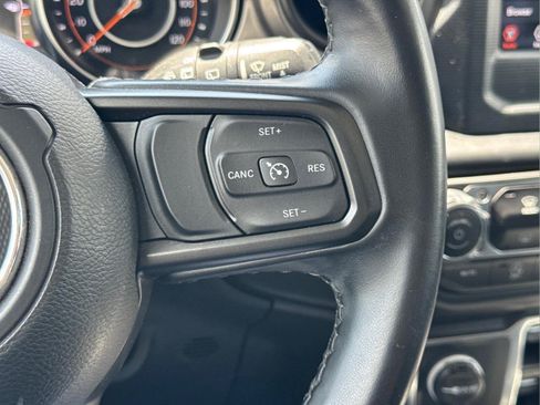 Used 2021 Jeep Wrangler Unlimited Sport AWD/4WD image 21