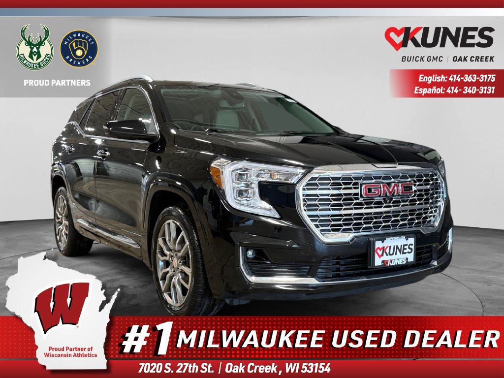 Used 2023 GMC Terrain Denali w/ Denali Premium Package AWD/4WD image 1