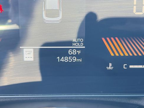 Used 2025 Kia K4 LXS FWD image 39