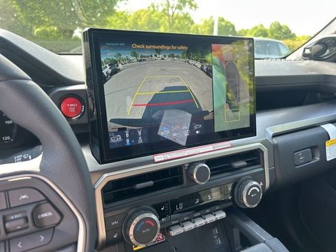 New 2026 Toyota 4Runner TRD Off-Road Premium AWD/4WD image 23