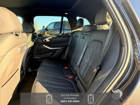 Used 2023 BMW X5 xDrive40i w/ Premium Package image 13