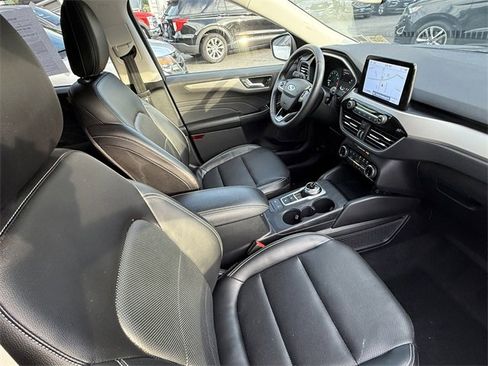 Used 2022 Ford Escape SEL image 23