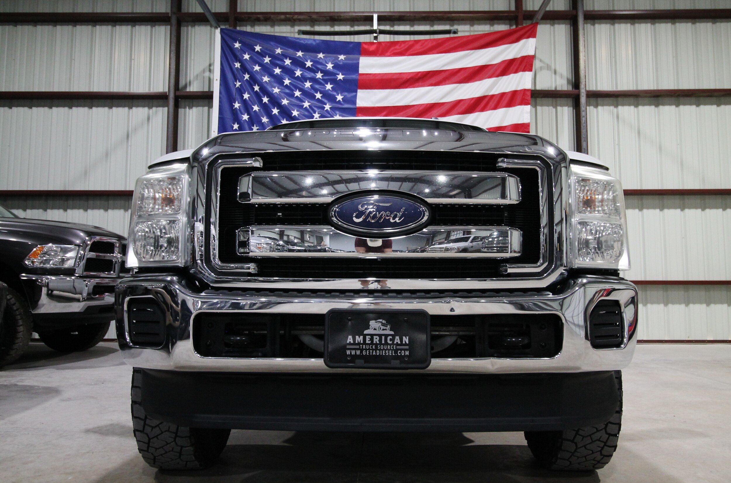 Used 2015 Ford F250 XLT AWD/4WD image 2