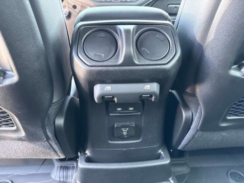 New 2026 Jeep Wrangler Unlimited Sahara AWD/4WD image 15