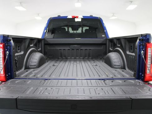 New 2026 Ford F250 Lariat w/ Black Appearance Package image 16