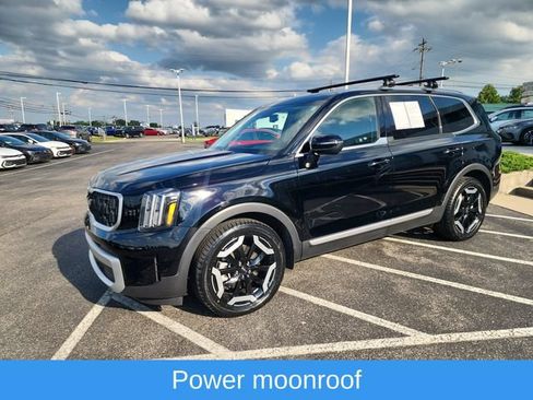 Used 2024 Kia Telluride EX w/ EX Captain's Chair Package FWD image 7