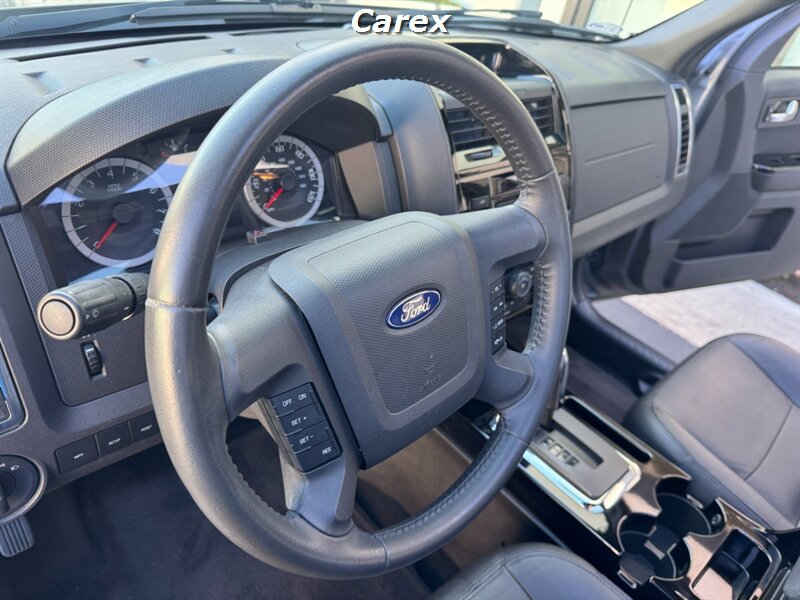 Used 2011 Ford Escape Limited w/ 302A Rapid Spec Order Code FWD image 22