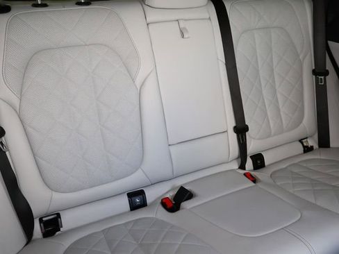 Used 2024 BMW X5 sDrive40i w/ M Sport Package image 21