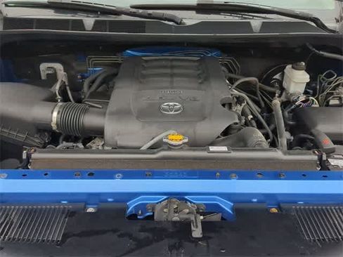 Used 2017 Toyota Tundra SR5 w/ SR5 Upgrade Package image 14