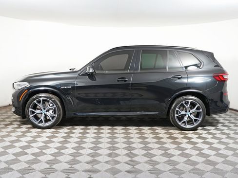 Used 2022 BMW X5 xDrive45e w/ M Sport Package image 2