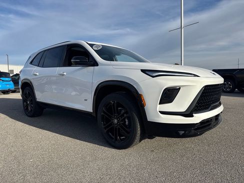 New 2026 Buick Enclave Sport Touring w/ Power Package image 8