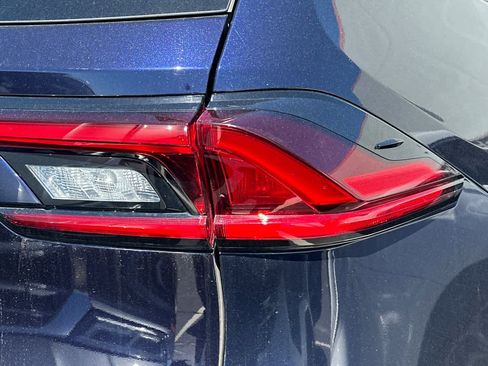 Used 2025 Toyota Grand Highlander FWD image 17