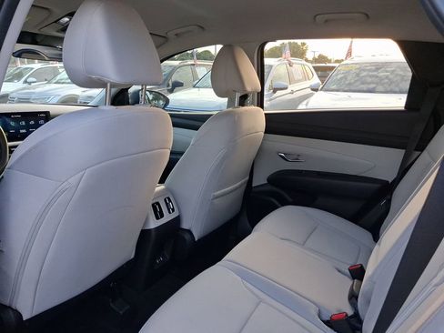 Used 2025 Hyundai Tucson SEL FWD image 7