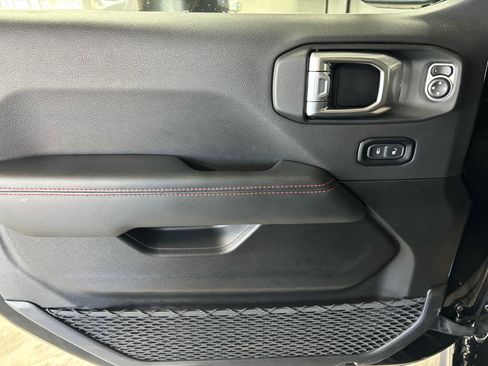 Used 2023 Jeep Gladiator Rubicon w/ LED Lighting Group image 26