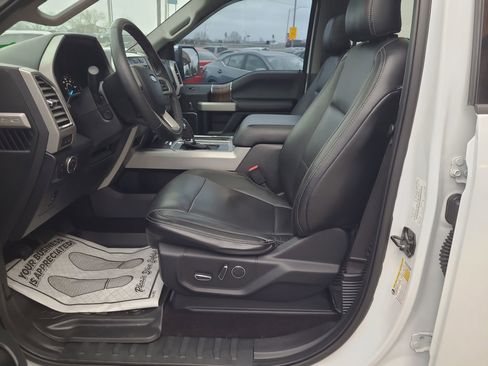 Used 2016 Ford F150 Lariat w/ Equipment Group 502A Luxury image 10