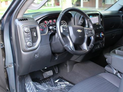 Used 2019 Chevrolet Silverado 1500 LT w/ All-Star Edition image 7